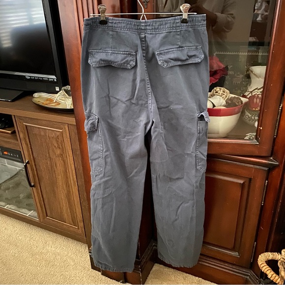 Zara Women’s Gray Cargo Utility Pants Size 8 - Picture 5 of 5
